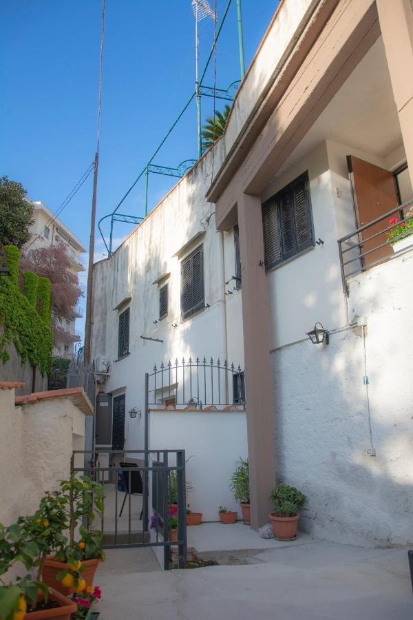 Quintessenza - Sorrento Coast Rentroom Vico Equense Dış mekan fotoğraf